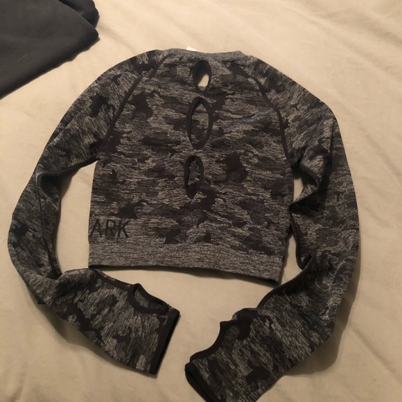 Gymshark Tops - Gymshark crop top